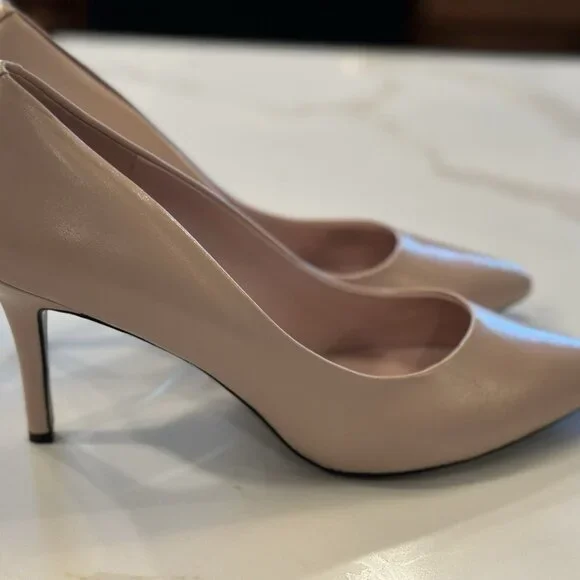 KARL LAGERFELD PARIS The Royale Leather Pumps - Picture 3 of 5